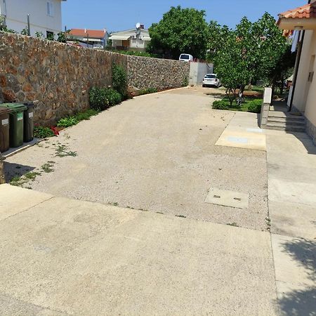 Apartment Veglia Екстер'єр фото